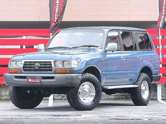 Toyota LAND CRUISER 80 1996 — фото автомобиля