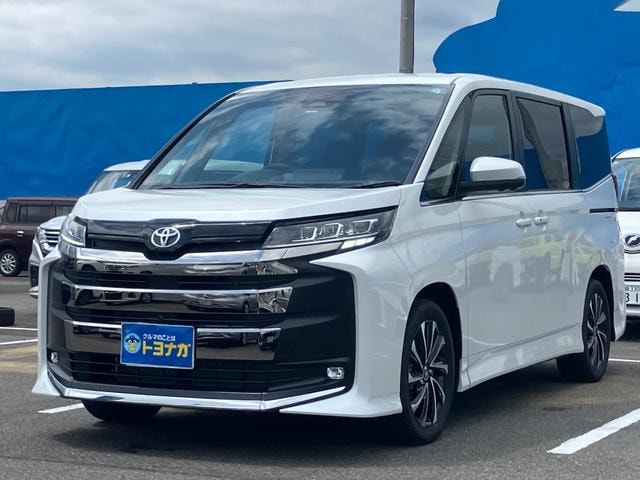 Toyota NOAH 2026 — фото автомобиля 1