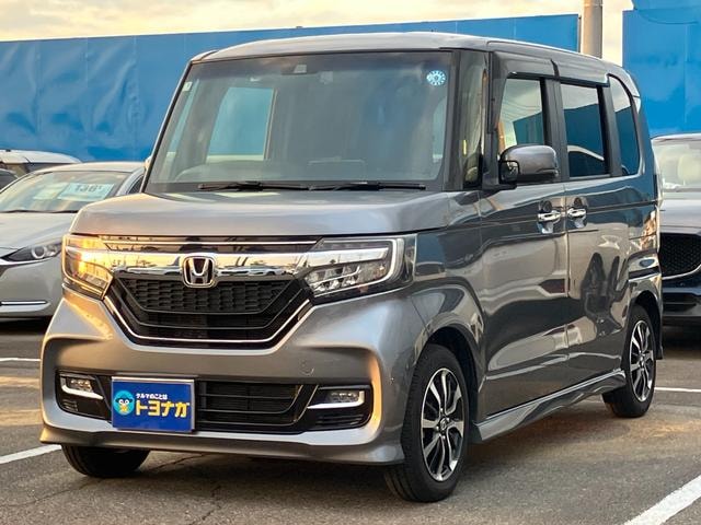 Honda N-BOX CUSTOM 2019 — фото автомобиля