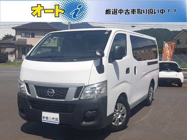 Nissan NV350CARAVAN VAN 2013 — фото автомобиля