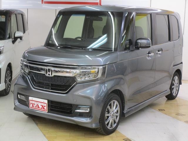 Honda N-BOX CUSTOM 2017 — фото автомобиля 1