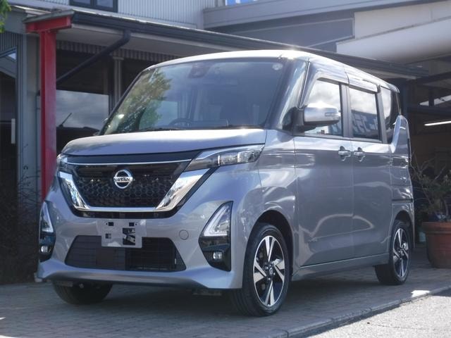 Nissan ROOX 2023 — фото автомобиля 1