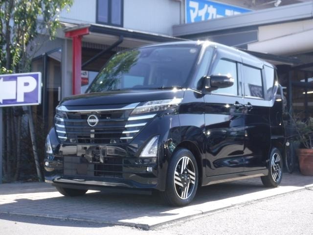 Nissan ROOX 2024 — фото автомобиля 1