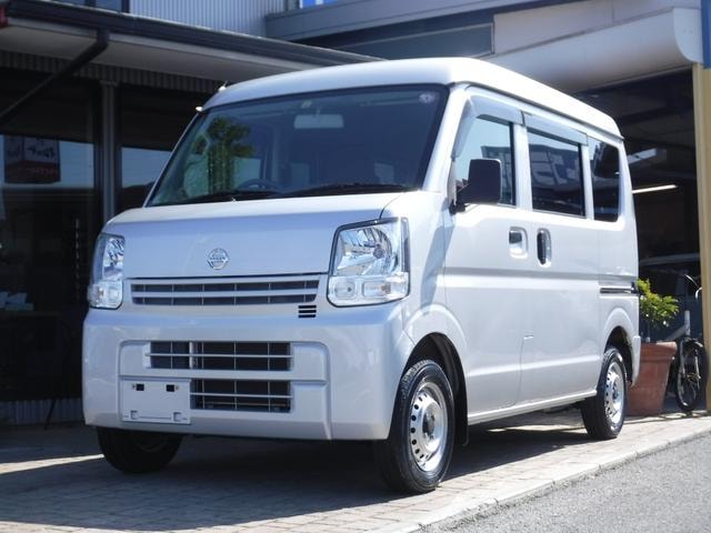 Nissan NV100CLIPPER VAN 2017 — фото автомобиля