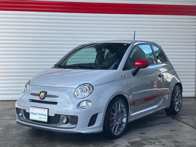 Abarth 595 2017 — фото автомобиля 1