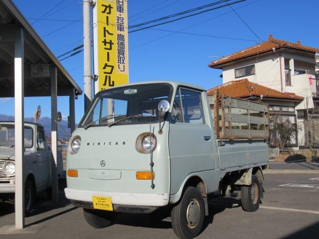 Mitsubishi MINICAB TRUCK 1968 — фото автомобиля