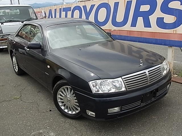Nissan CEDRIC 2002 — фото автомобиля 1
