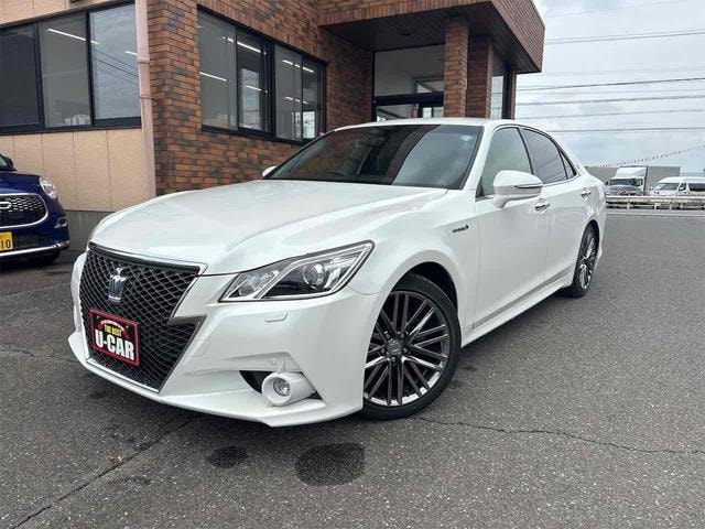 Toyota CROWN HYBRID 2013 — фото автомобиля