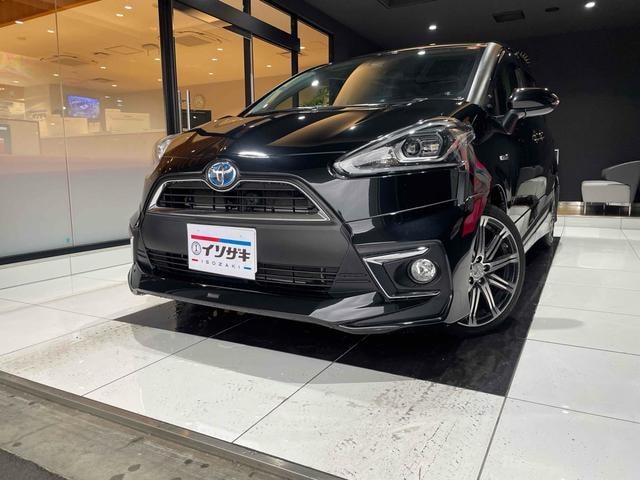 Toyota SIENTA 2016 — фото автомобиля 1