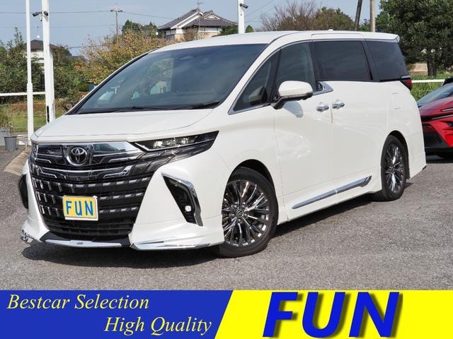 Toyota ALPHARD PHEV 2025 — фото автомобиля 1