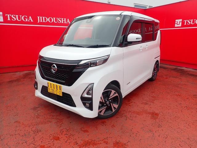 Nissan ROOX 2022 — фото автомобиля 1