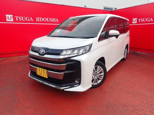 Toyota NOAH 2023 — фото автомобиля 1