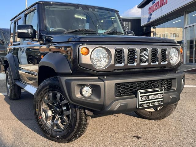 Suzuki JIMNY NOMADE 2025 — фото автомобиля