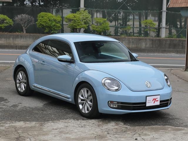 Volkswagen THE BEETLE 2012 — фото автомобиля 1