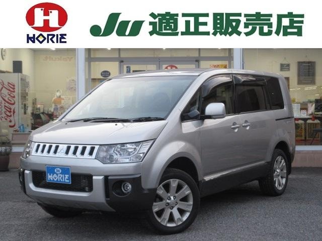 Mitsubishi DELICA D:5 2017 — фото автомобиля 1