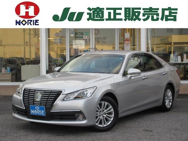 Toyota CROWN HYBRID 2013 — фото автомобиля 1