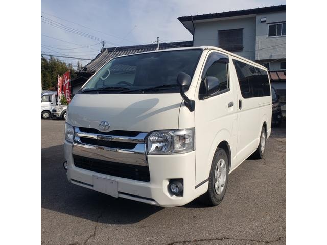 Toyota HIACE VAN 2020 — фото автомобиля
