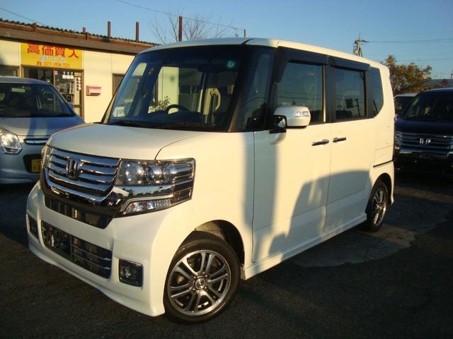 Honda N-BOX CUSTOM 2014 — фото автомобиля 1