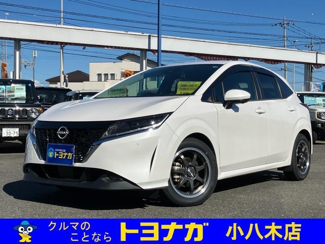 Nissan NOTE 2021 — фото автомобиля 1