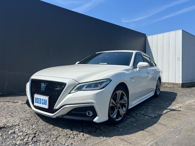 Toyota CROWN HYBRID 2018 — фото автомобиля