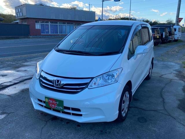 Honda FREED 2013 — фото автомобиля 1
