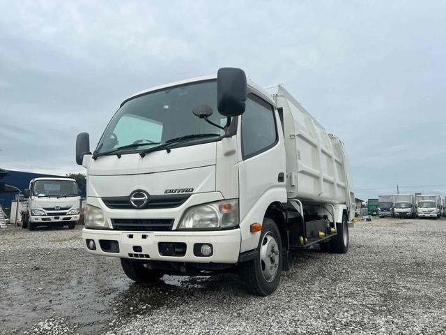 Hino DUTRO 2014 — фото автомобиля 1