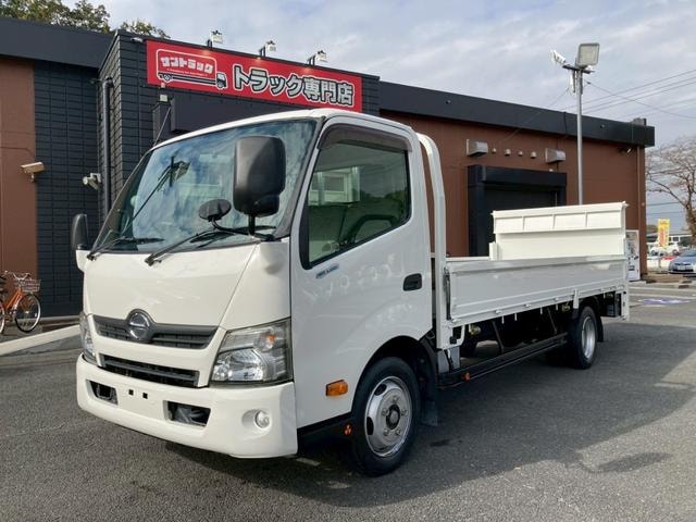 Hino DUTRO 2015 — фото автомобиля 1
