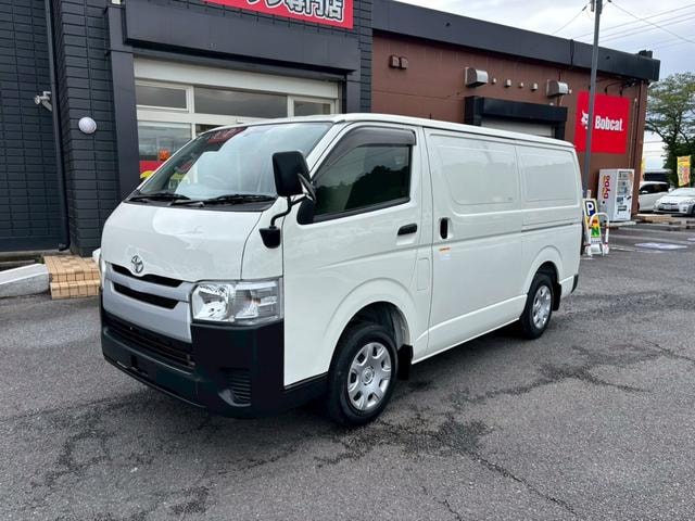 Toyota HIACE VAN 2015 — фото автомобиля 1