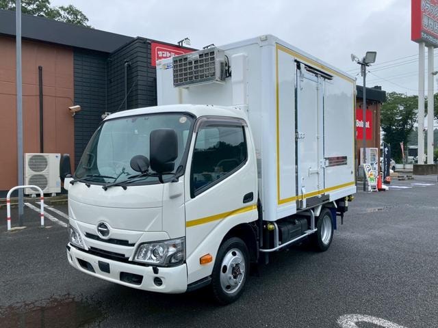 Hino DUTRO 2020 — фото автомобиля 1