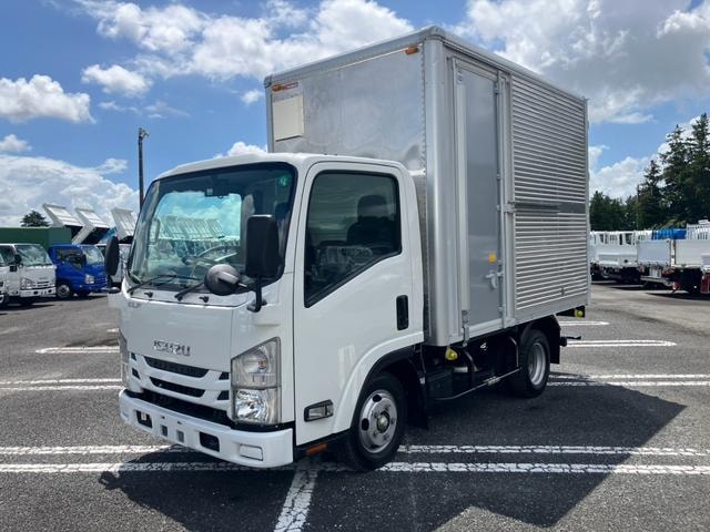 Isuzu ELF TRUCK 2018 — фото автомобиля