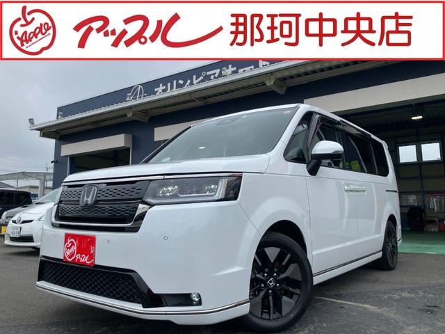 Honda STEPWAGON 2023 — фото автомобиля 1