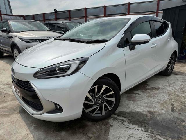Toyota AQUA 2024 — фото автомобиля 1