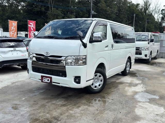Toyota HIACE VAN 2025 — фото автомобиля