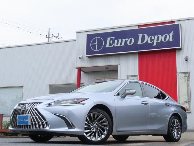 Lexus ES 2023 — фото автомобиля 1