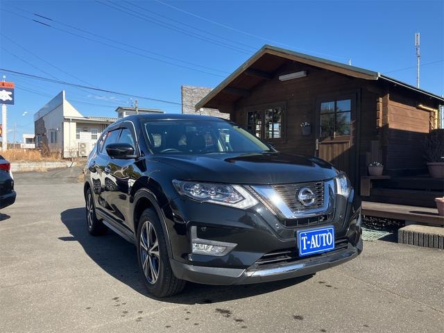 Nissan X-TRAIL 2018 — фото автомобиля 1
