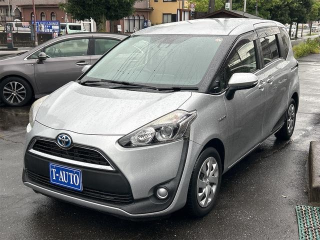 Toyota SIENTA 2016 — фото автомобиля 1