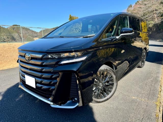 Toyota VELLFIRE 2024 — фото автомобиля