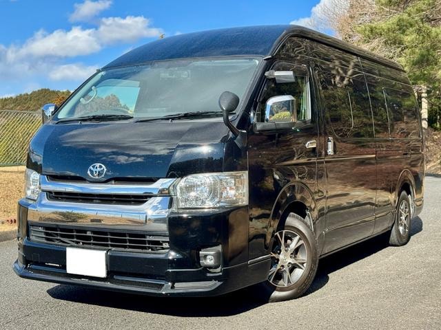 Toyota HIACE WAGON 2019 — фото автомобиля 1