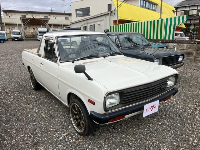 Nissan SUNNY TRUCK 1991 — фото автомобиля