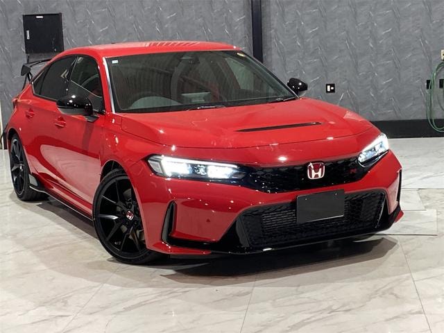 Honda CIVIC 2025 — фото автомобиля 1
