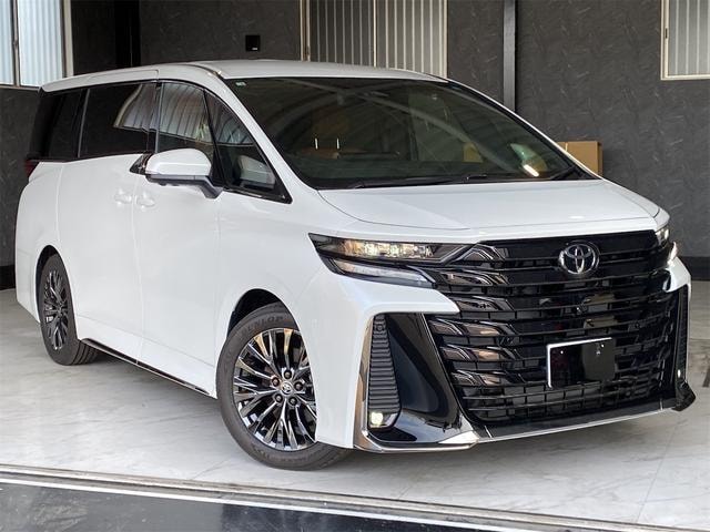 Toyota VELLFIRE 2026 — фото автомобиля