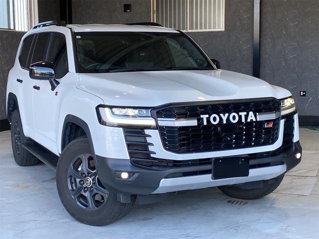 Toyota LAND CRUISER 2023 — фото автомобиля