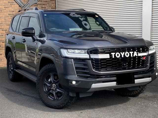 Toyota LAND CRUISER 2021 — фото автомобиля