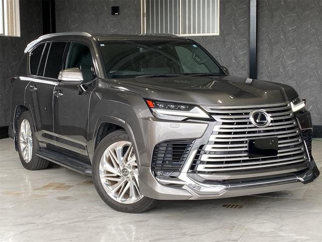 Lexus LX 2022 — фото автомобиля