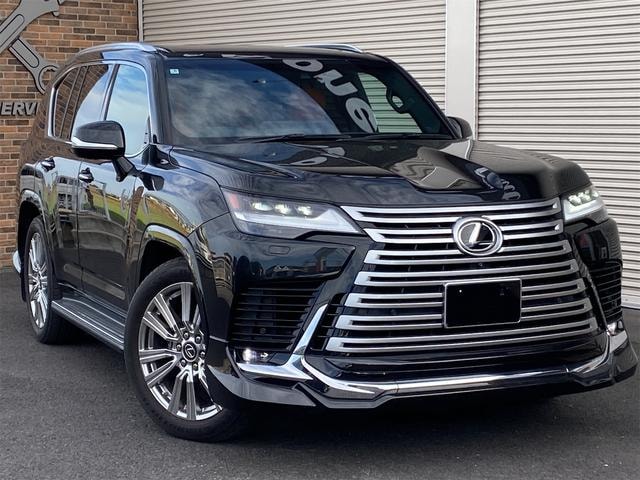 Lexus LX 2023 — фото автомобиля