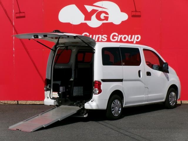 Nissan NV200 VANETTE VAN 2015 — фото автомобиля