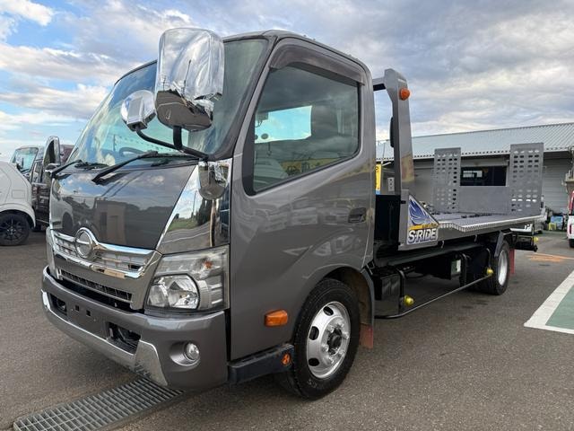Hino DUTRO 2014 — фото автомобиля 1