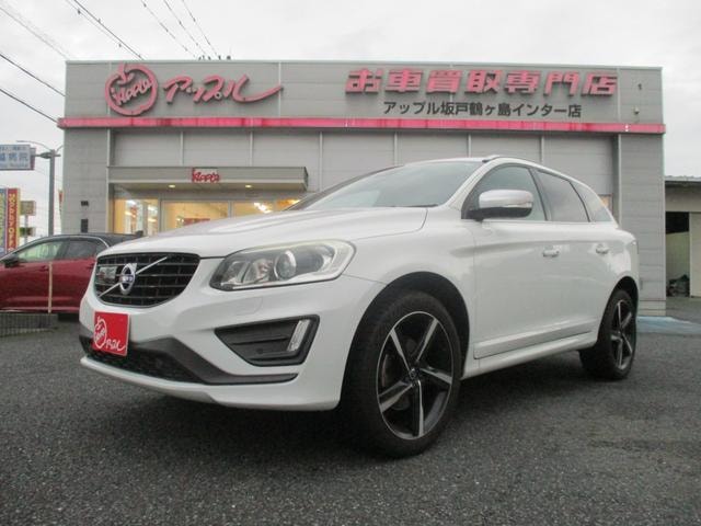 Volvo XC60 2015 — фото автомобиля 1