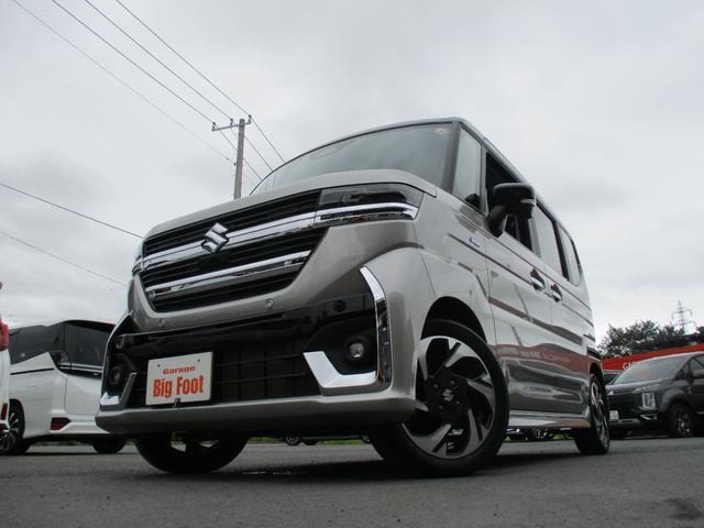 Suzuki SPACIA CUSTOM 2023 — фото автомобиля 1