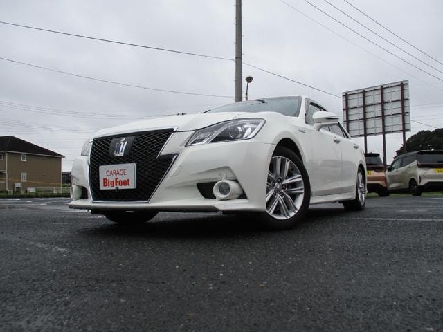 Toyota CROWN HYBRID 2015 — фото автомобиля